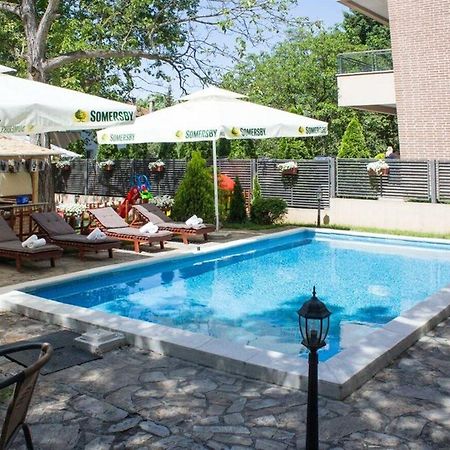 Villa Mystique Belgrado Buitenkant foto