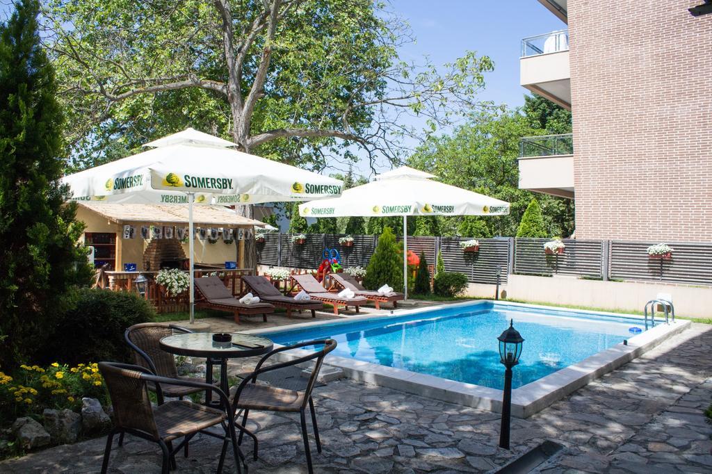 Villa Mystique Belgrado Buitenkant foto